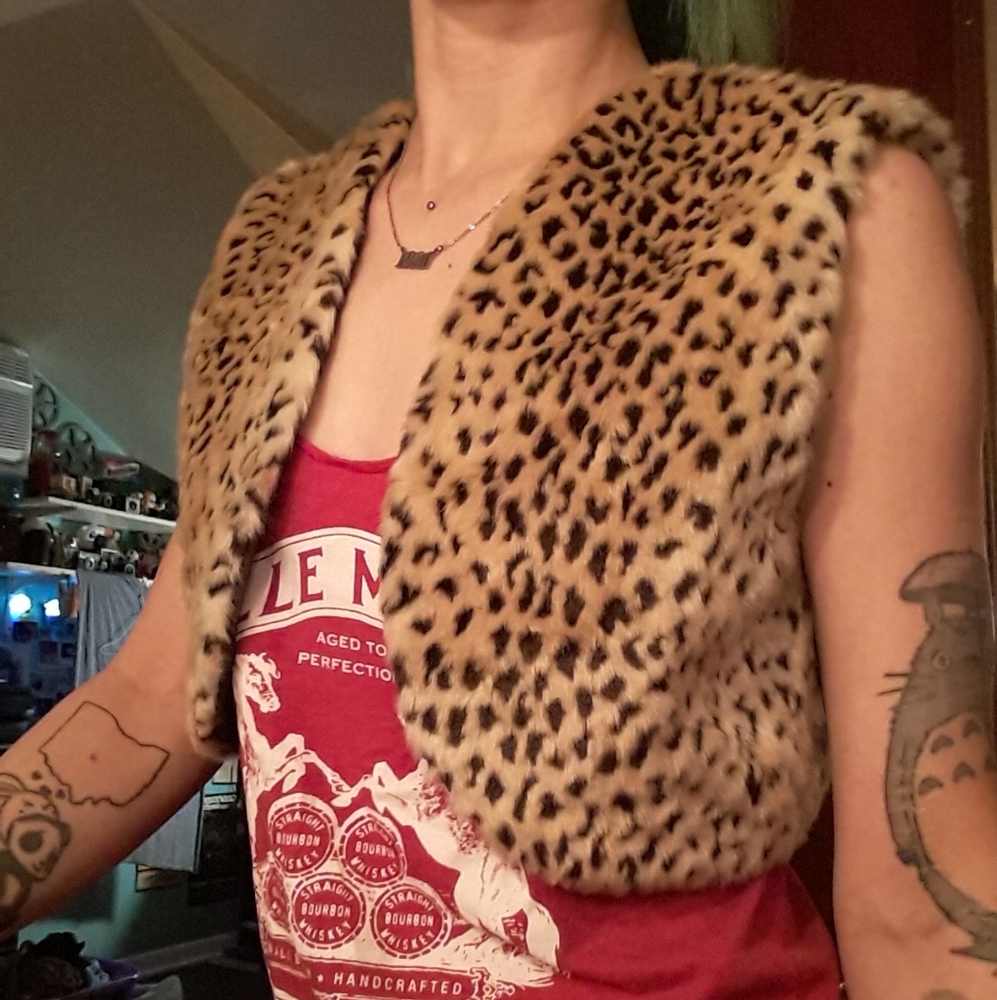Leopord faux fur vest